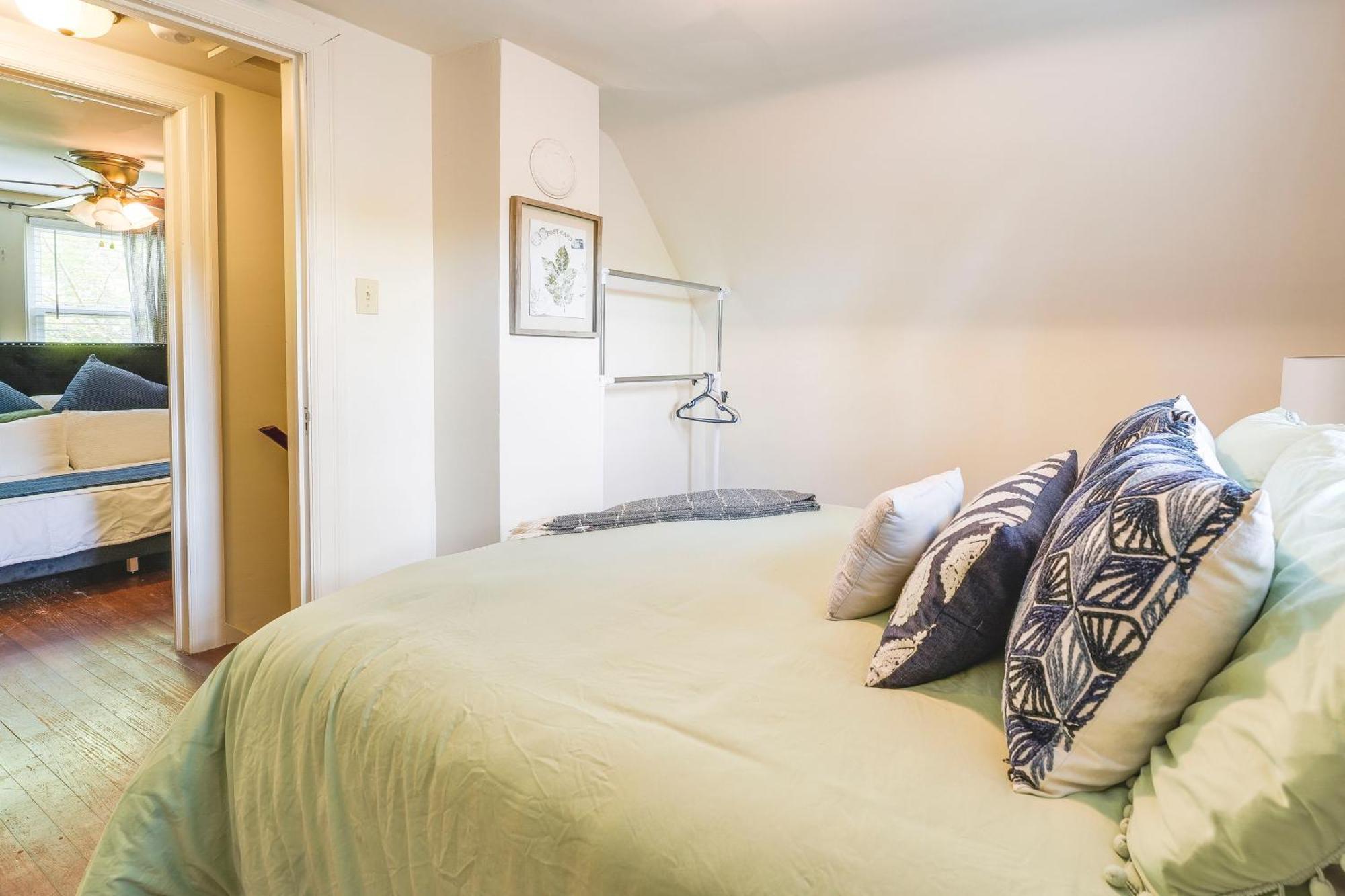 Springfield Home With Yard 3 Mi To Downtown! 외부 사진