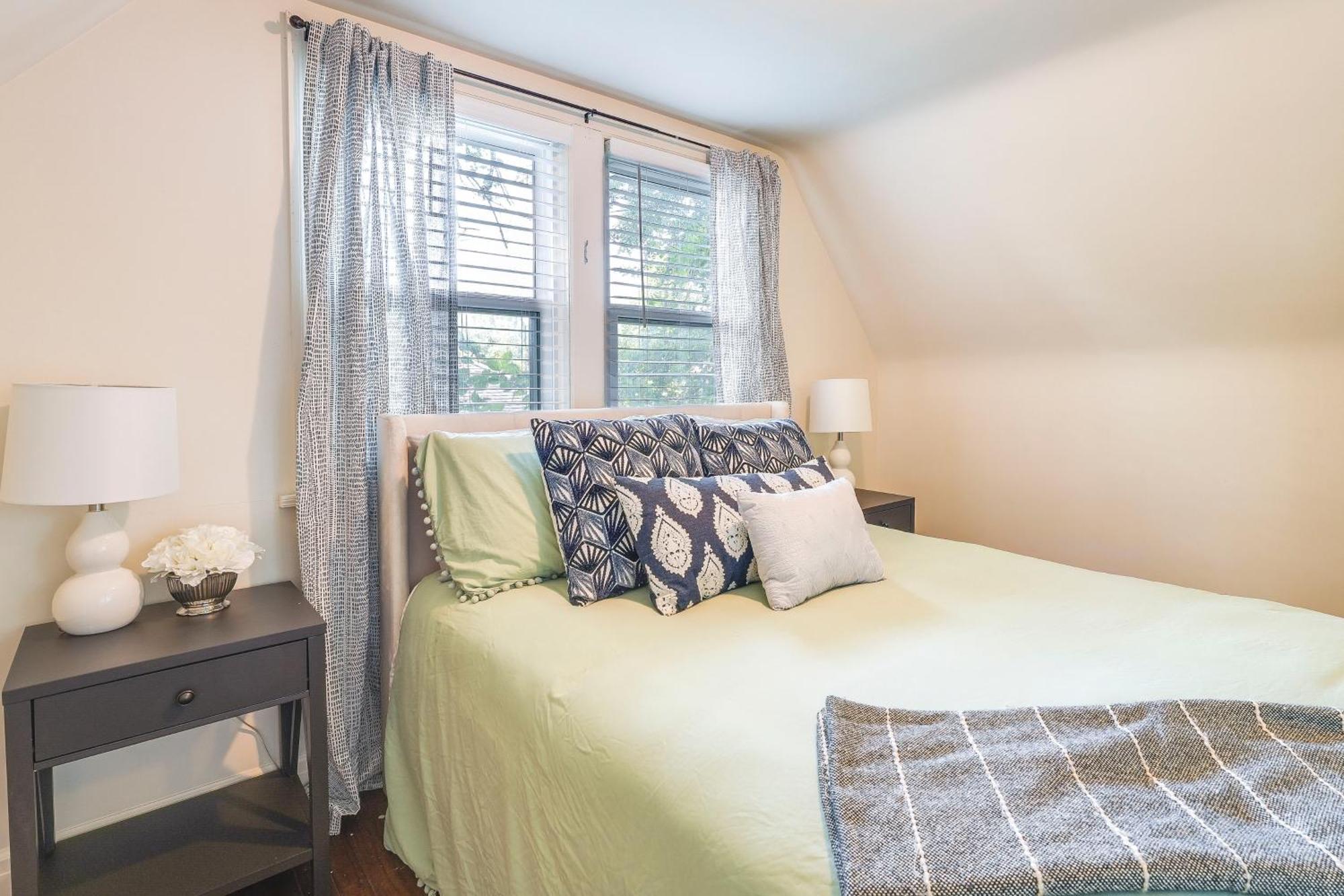 Springfield Home With Yard 3 Mi To Downtown! 외부 사진